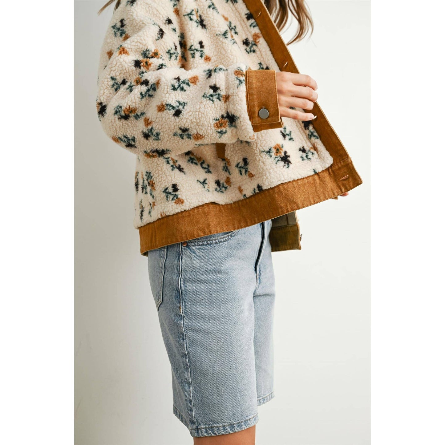 Floral Collared Button-Down Jacket - BMJ7881: CREAM / CAMEL / S