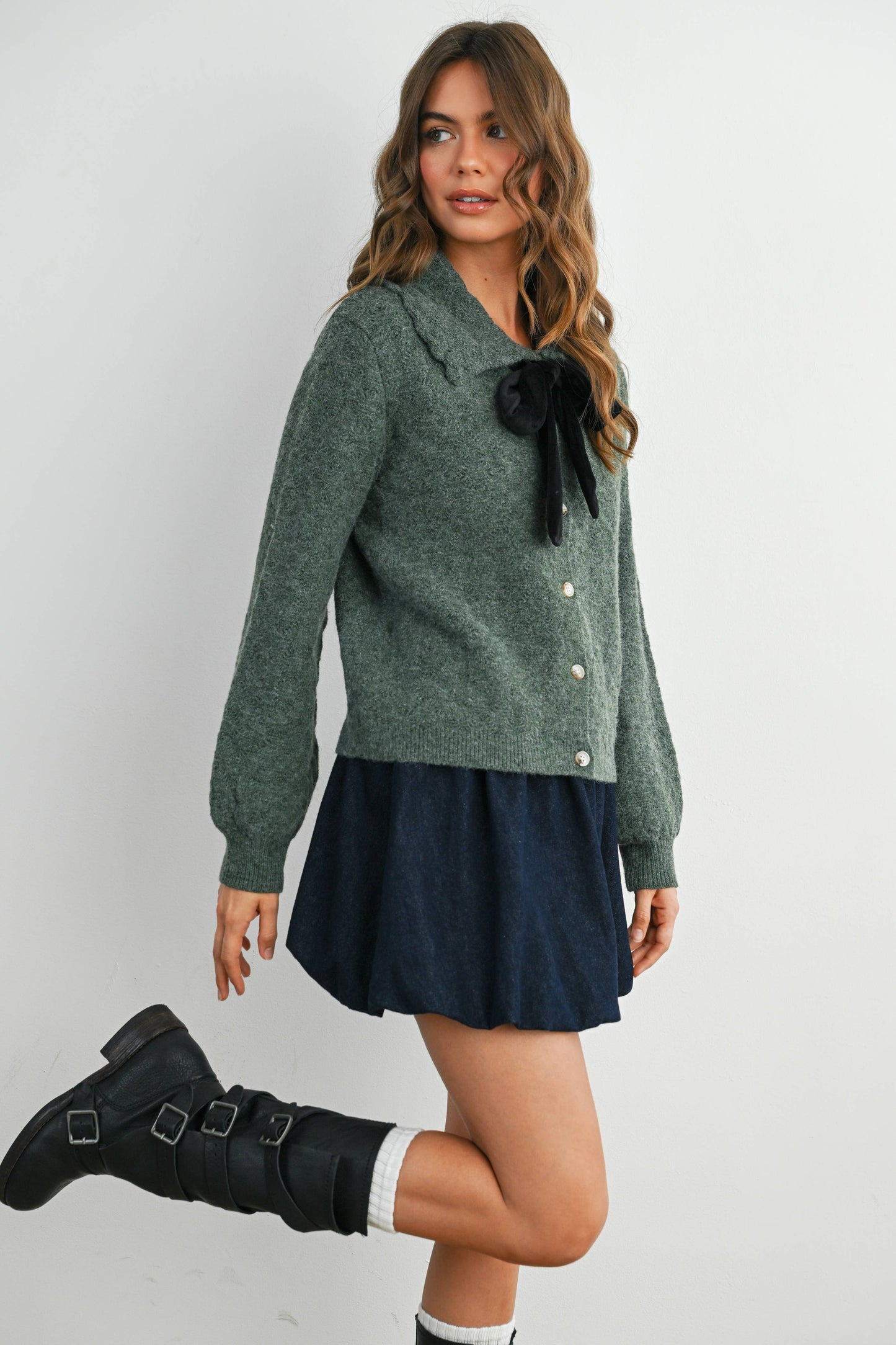 Button-Up Bow Front Collared Long Sleeve Top - BMC7776: IVORY / BLACK / S