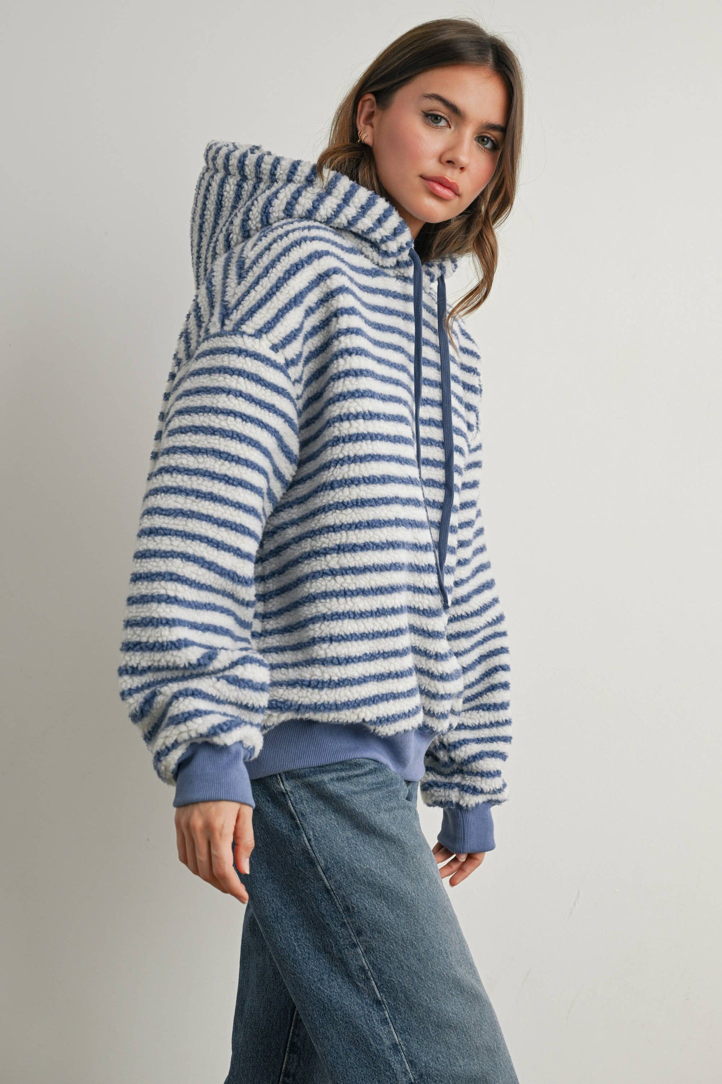 Brushed Striped Puffy Hoodie - BMT7801: BLUE / IVORY / L