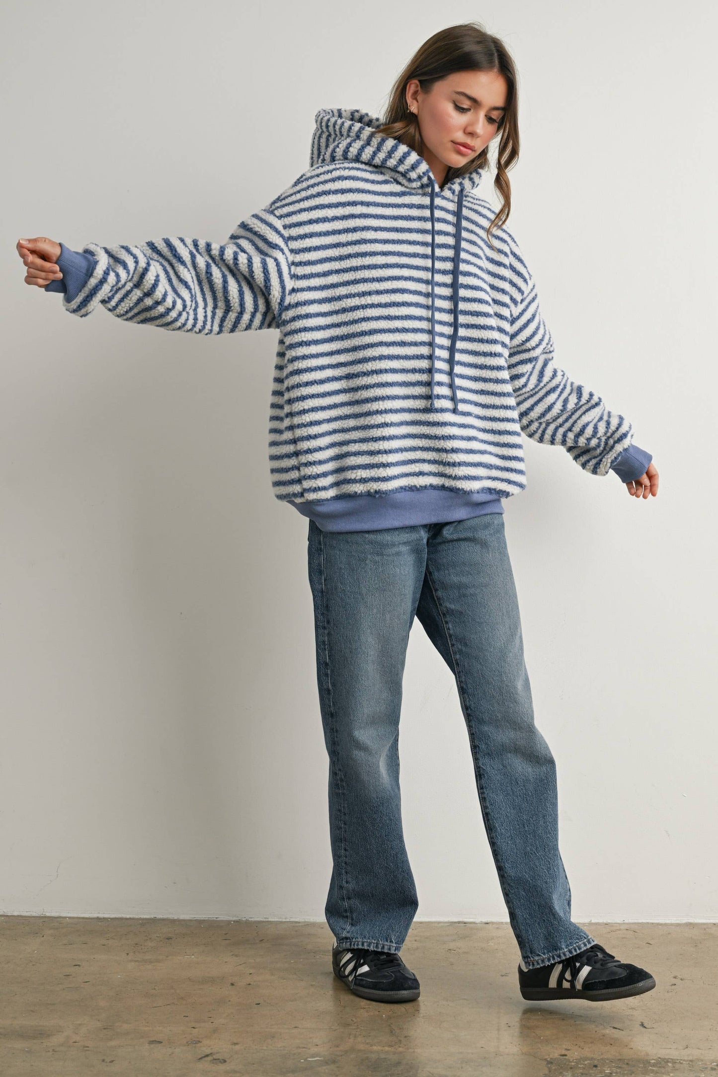 Brushed Striped Puffy Hoodie - BMT7801: BLUE / IVORY / M