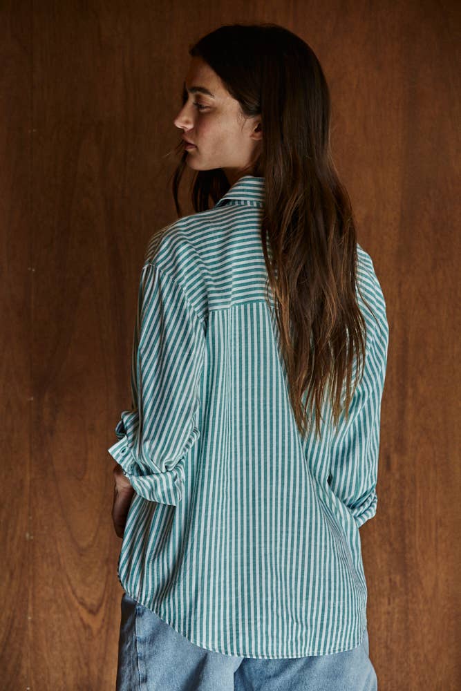 L5611 | Woven Cotton Collar Neck Button Front Long Sleeve: Blue / L