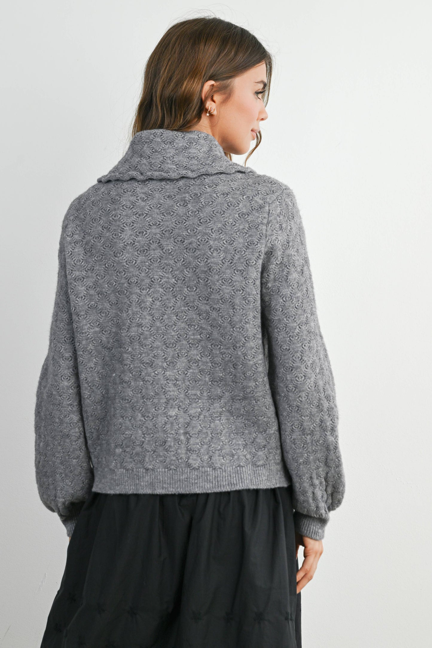 Button-Up Bow Front Collared Long Sleeve Top - BMC7776: IVORY / BLACK / M