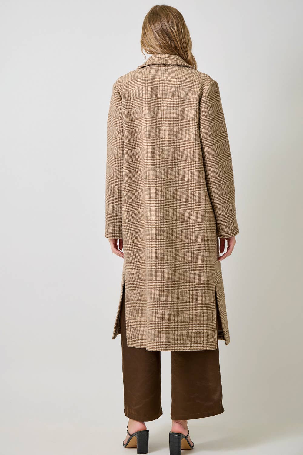 61159 Houndstooth Plaid Long Coat: Latte / Medium